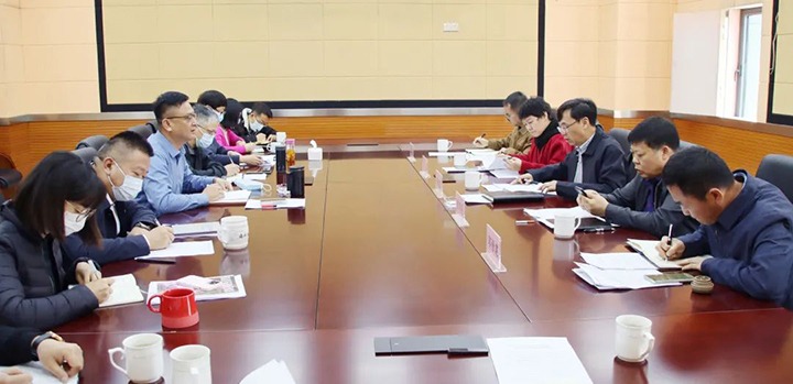 云煤（万利官网）集团党委副书记、总司理高建嵩一行到云煤矿业公司开展2022年第一季度生产谋划事情督导调研