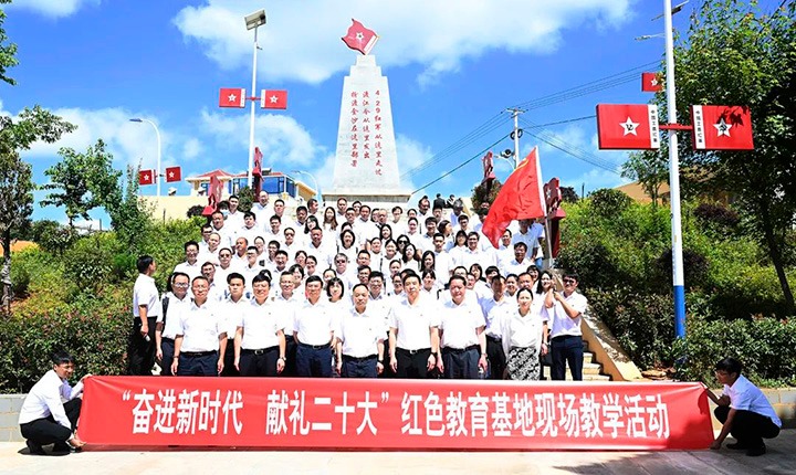 党建引领促生长 共建帮促谋新篇——集团直属党支部与先锋煤业党支部联合开展“奋进新时代 献礼二十大”庆祝建党101周年主题党日运动