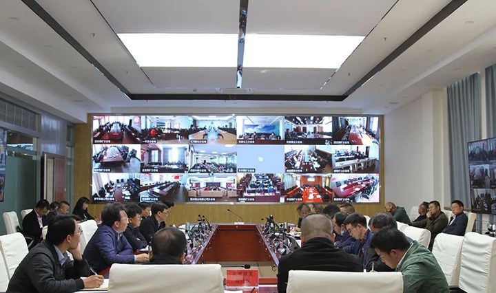 云煤（万利官网）集团召开三季度经济运行剖析会暨“奋战一百天，，，，，，，冲刺四序度”生产谋划专项行动推进会