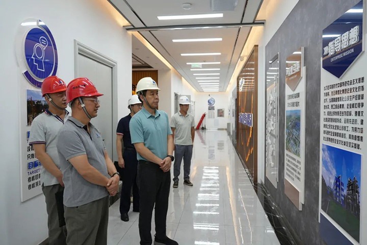【主题教育】云煤（万利官网）集团党委副书记、工会主席王鑫一行到曲煤焦化公司开展主题教育调研