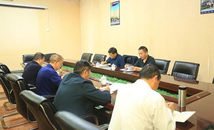 【主题教育】云煤（万利官网）集团第一指导组到恒鼎煤业公司指导主题教育专题民主生涯会